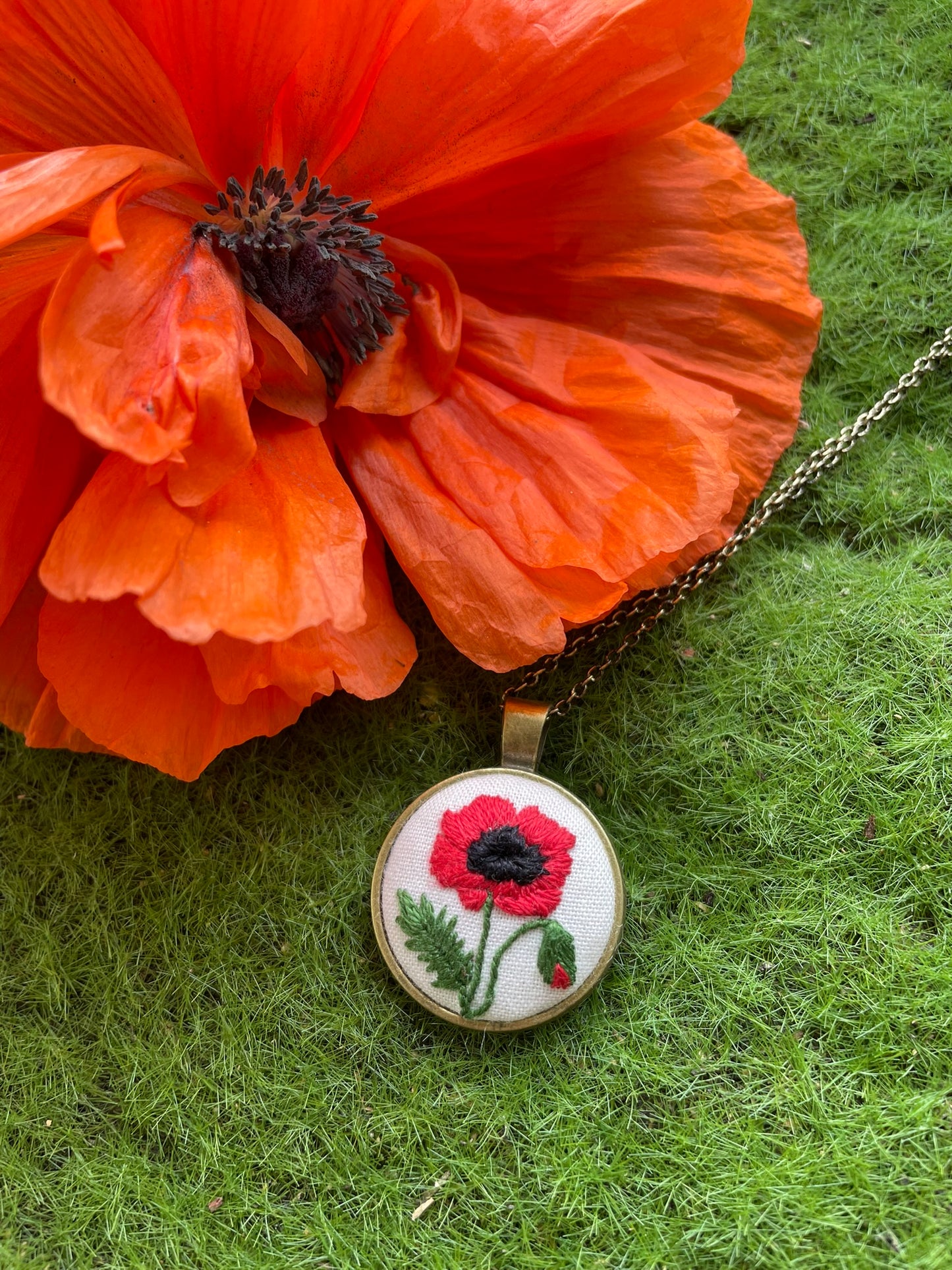 Poppy Pendant