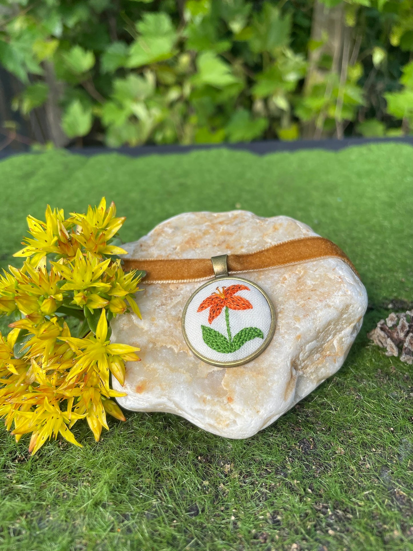 Tiger Lily Choker
