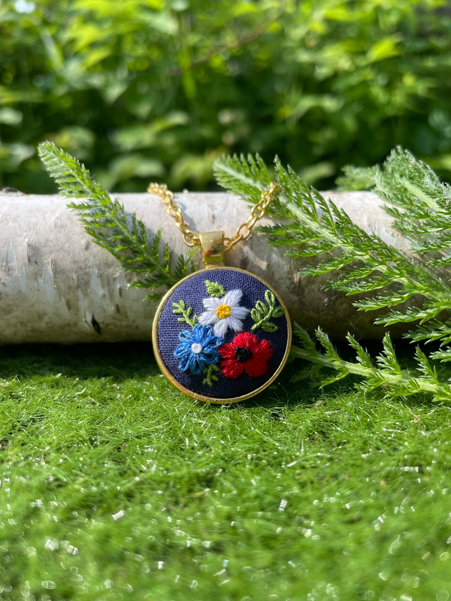Americana Bouquet Pendant