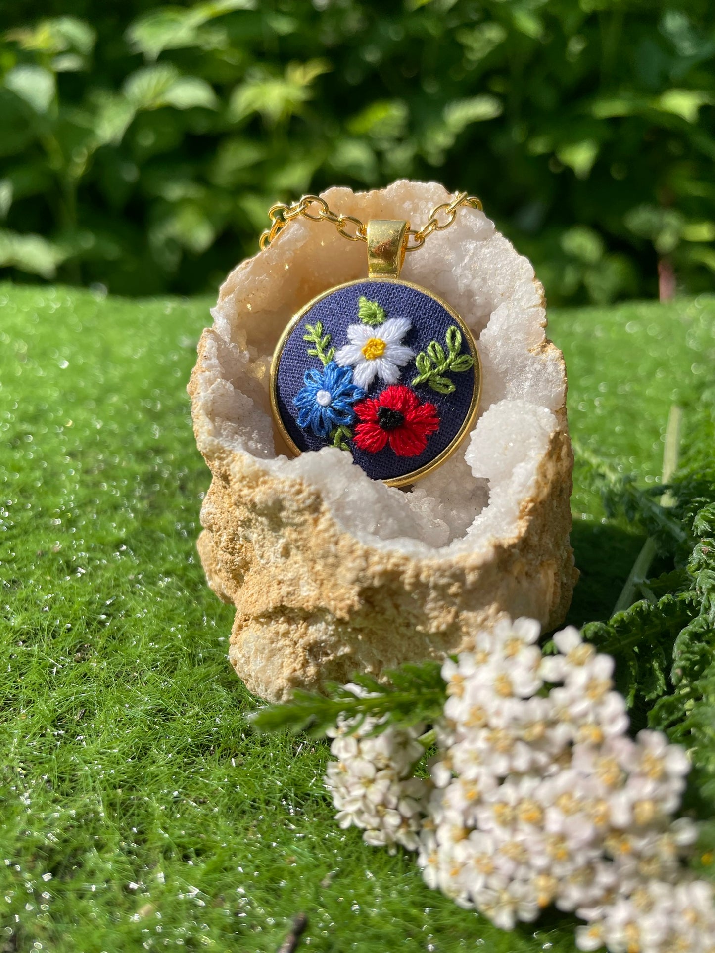 Americana Bouquet Pendant