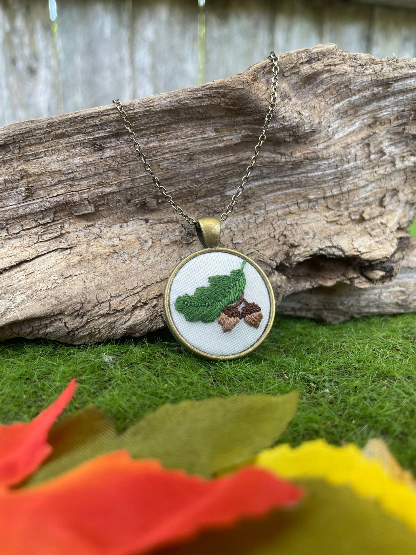 Oak Pendant