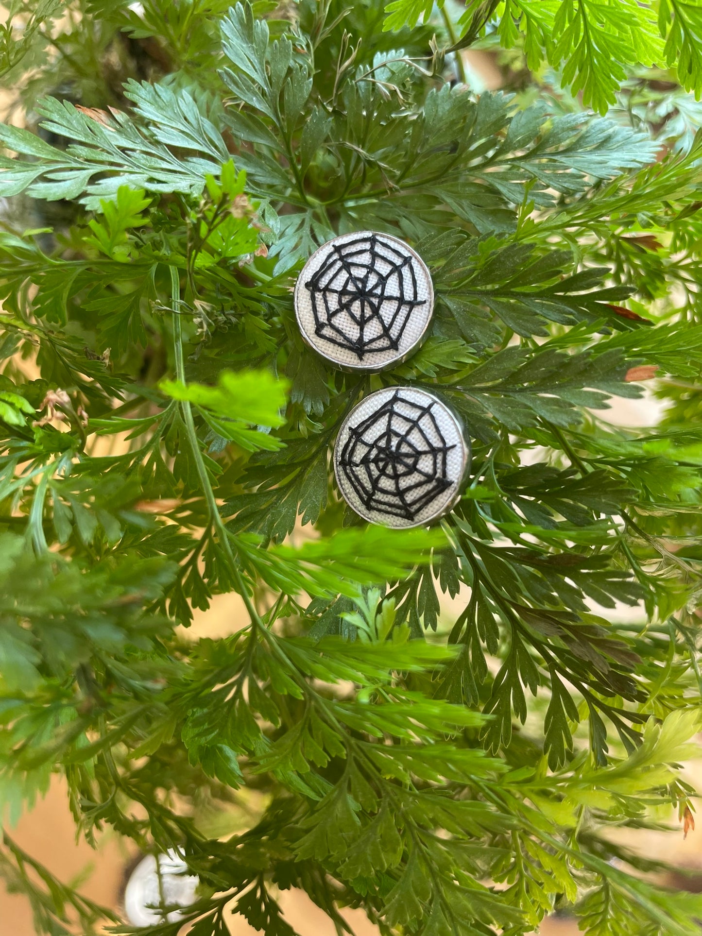 Spider Web Studs