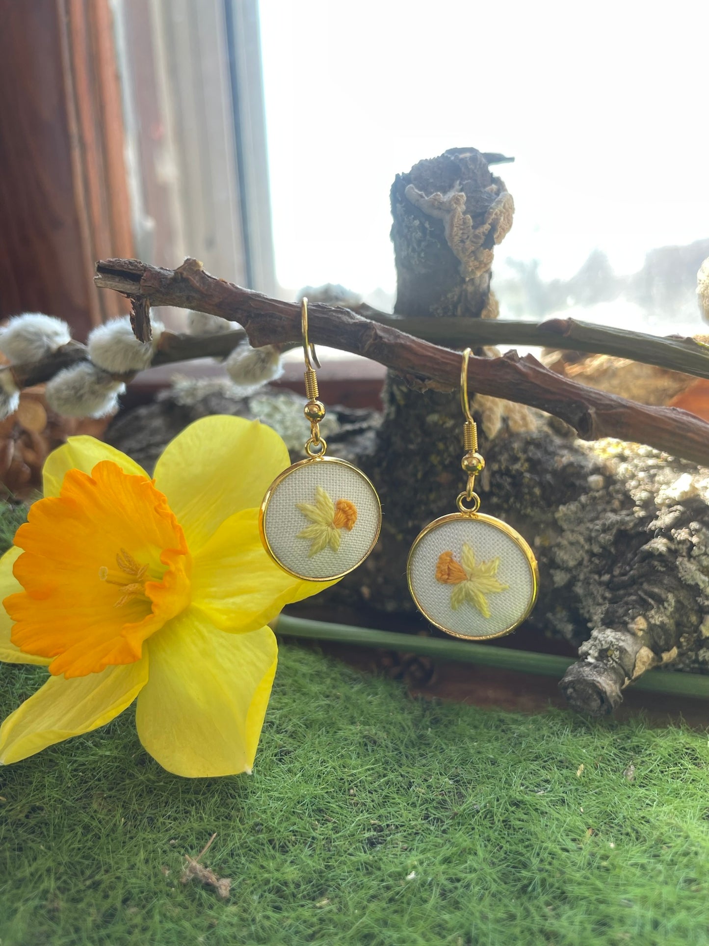 Daffodil Dangle Earrings