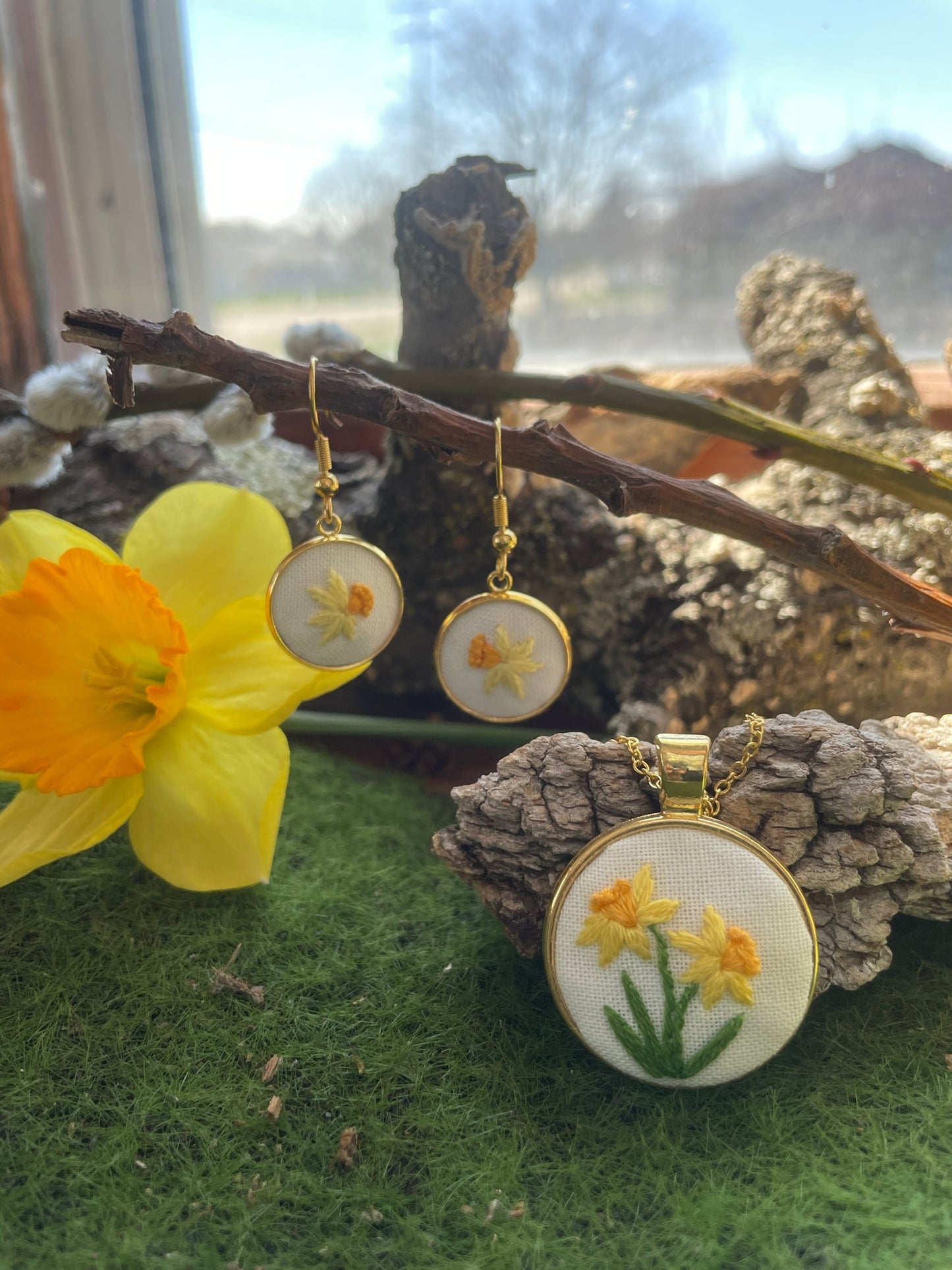 Daffodil Dangle Earrings