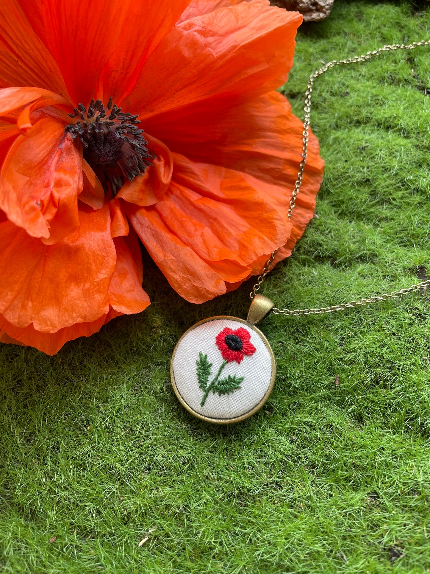 Poppy Pendant