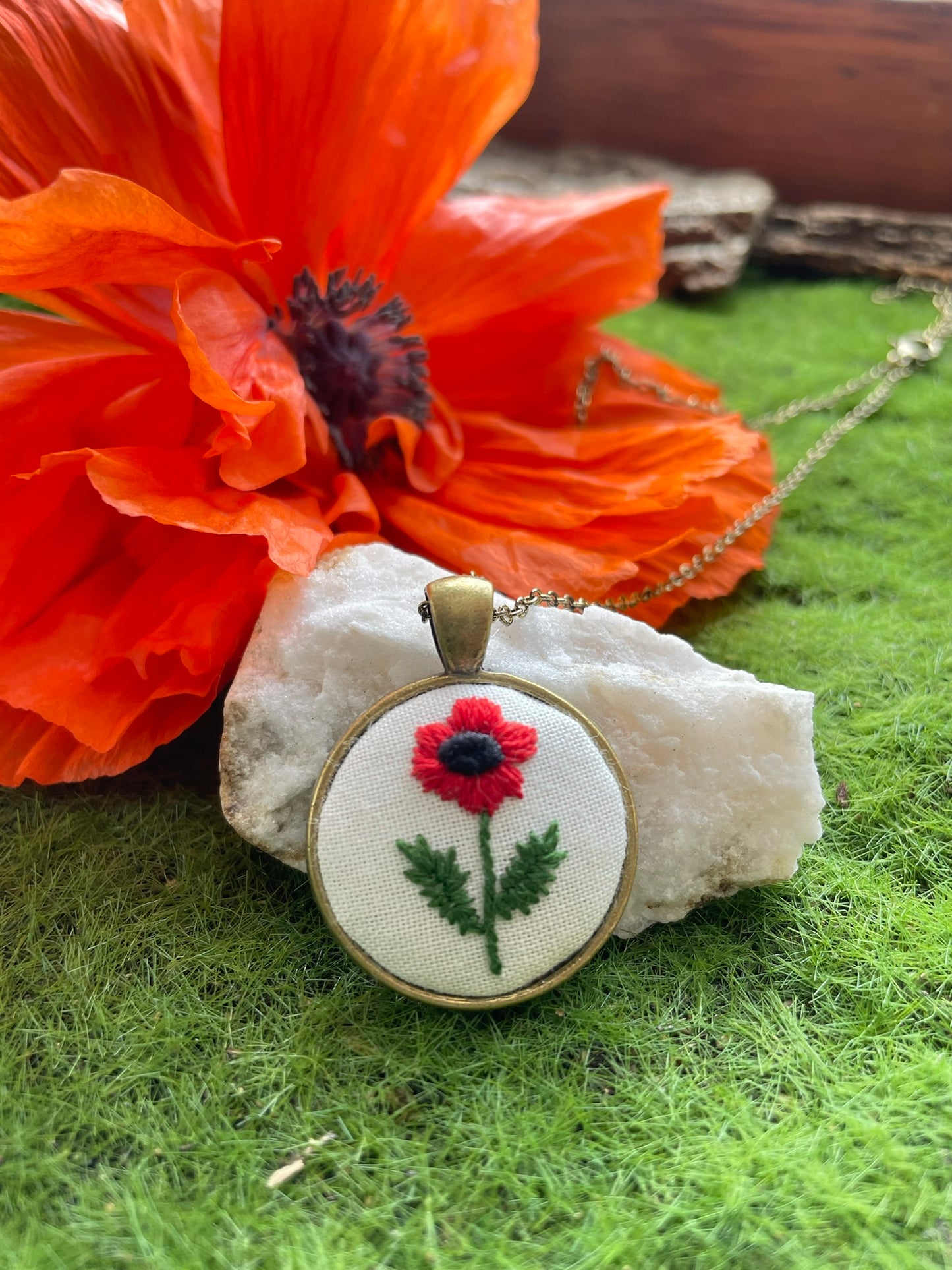 Poppy Pendant