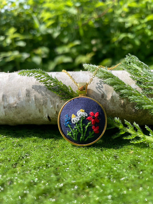 Americana Wildflower Pendant