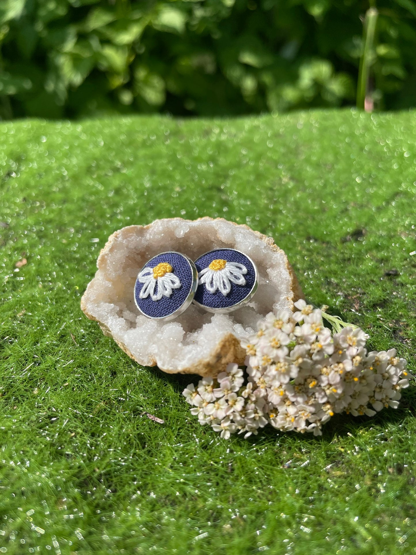 Americana Daisy Stud Earrings